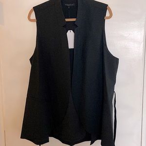 NWT Universal Standard Black Vest size M (18/20)
